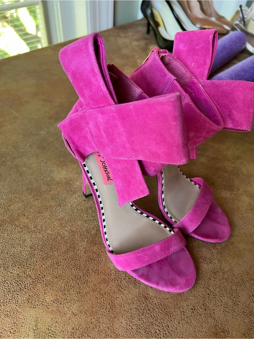 Betsey Johnson Hot Pink Suede Bow Ankle-Strap Heels. Size 7